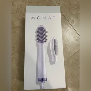 Monat styling tool🎀